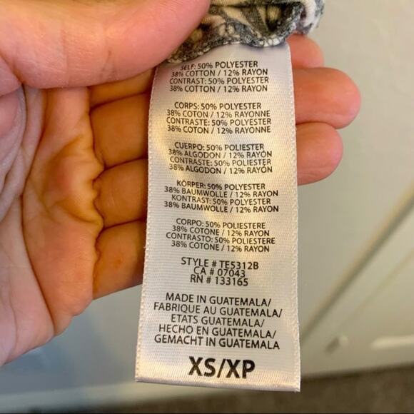 4 for $25 / Anthropologie Eri + Ali Gray and White Striped Long Sleeve Top - Picture 3 of 7